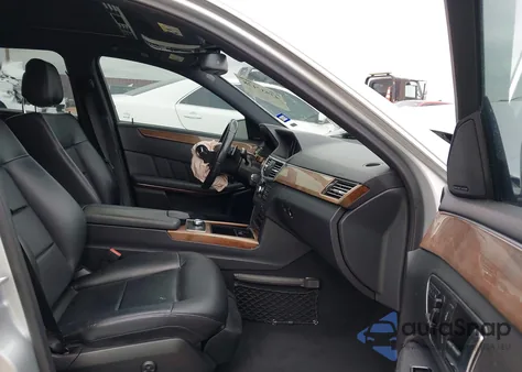 2013 Mercedes-Benz E 350 4Matic из США, поврежденный, VIN WDDHF8JB4DA710279